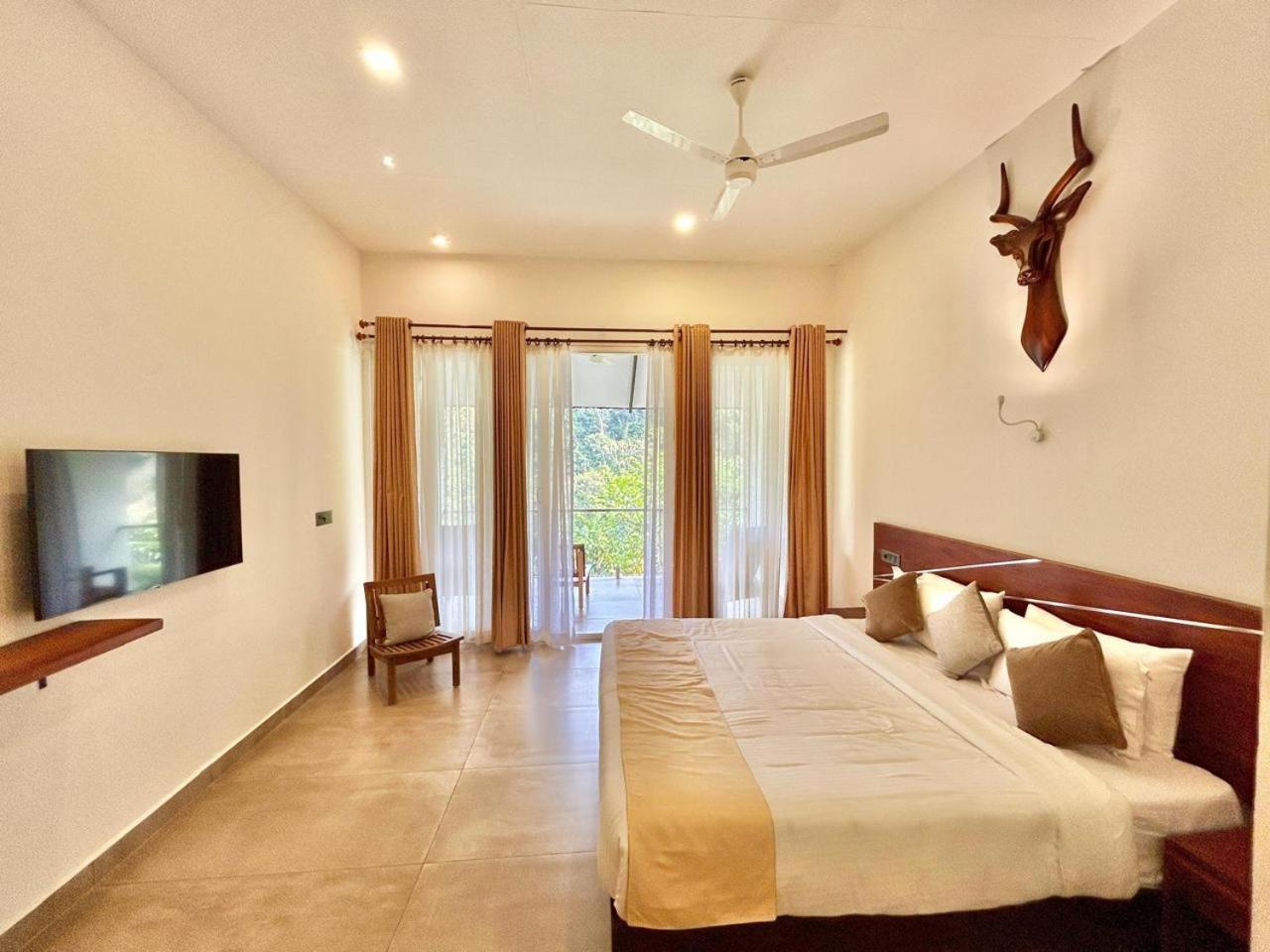 Spice Forest Plantation Homestay, Thekkady Vandiperiyar Exterior photo